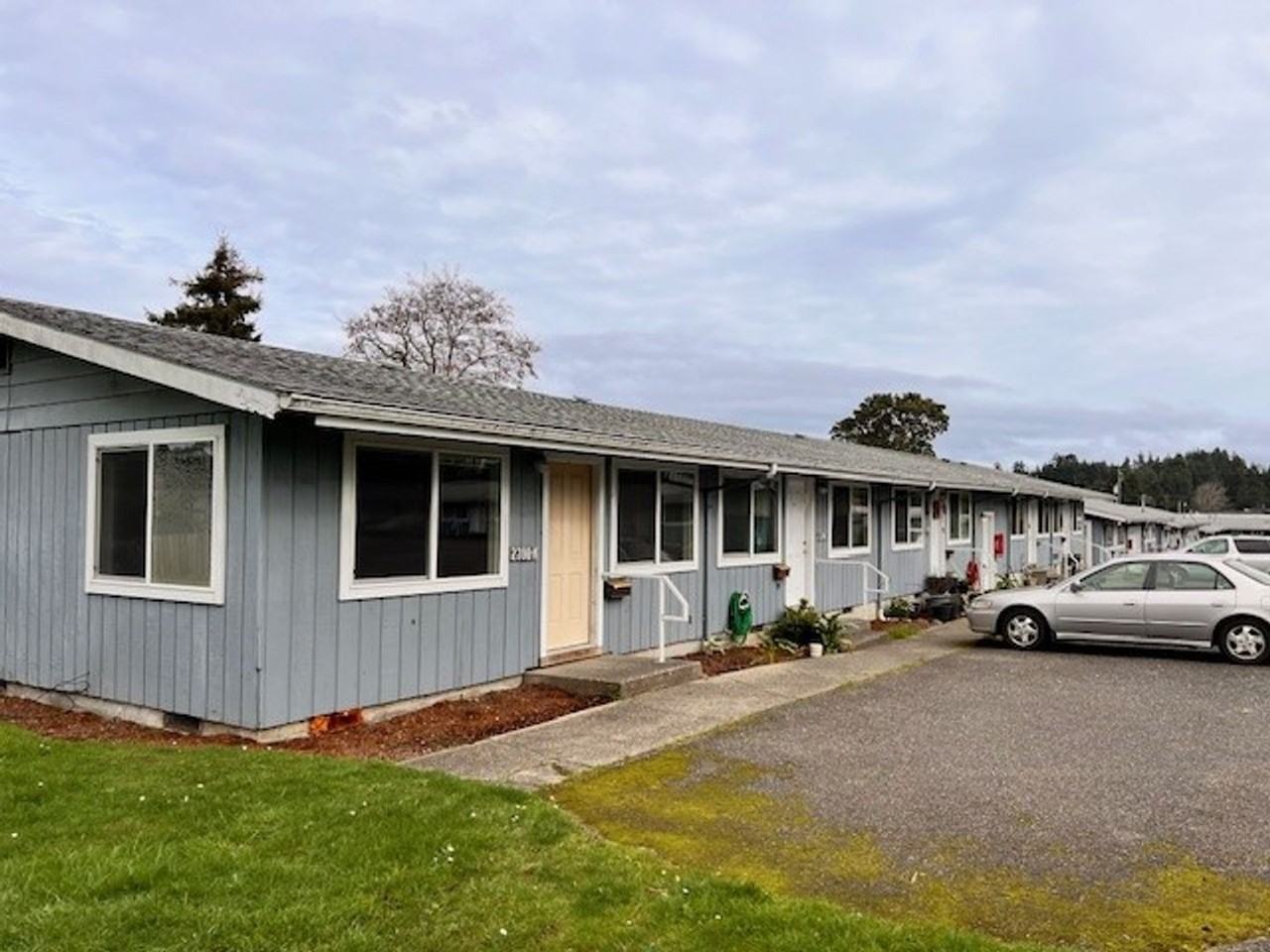 1701 Westwood Apartments 2388 Broadway Ave, North Bend, OR 97459