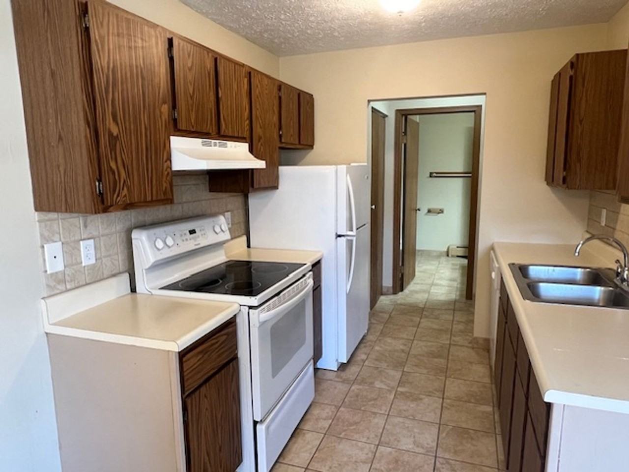 HUNTINGTON DR, 7465 - Photo 2 of 12