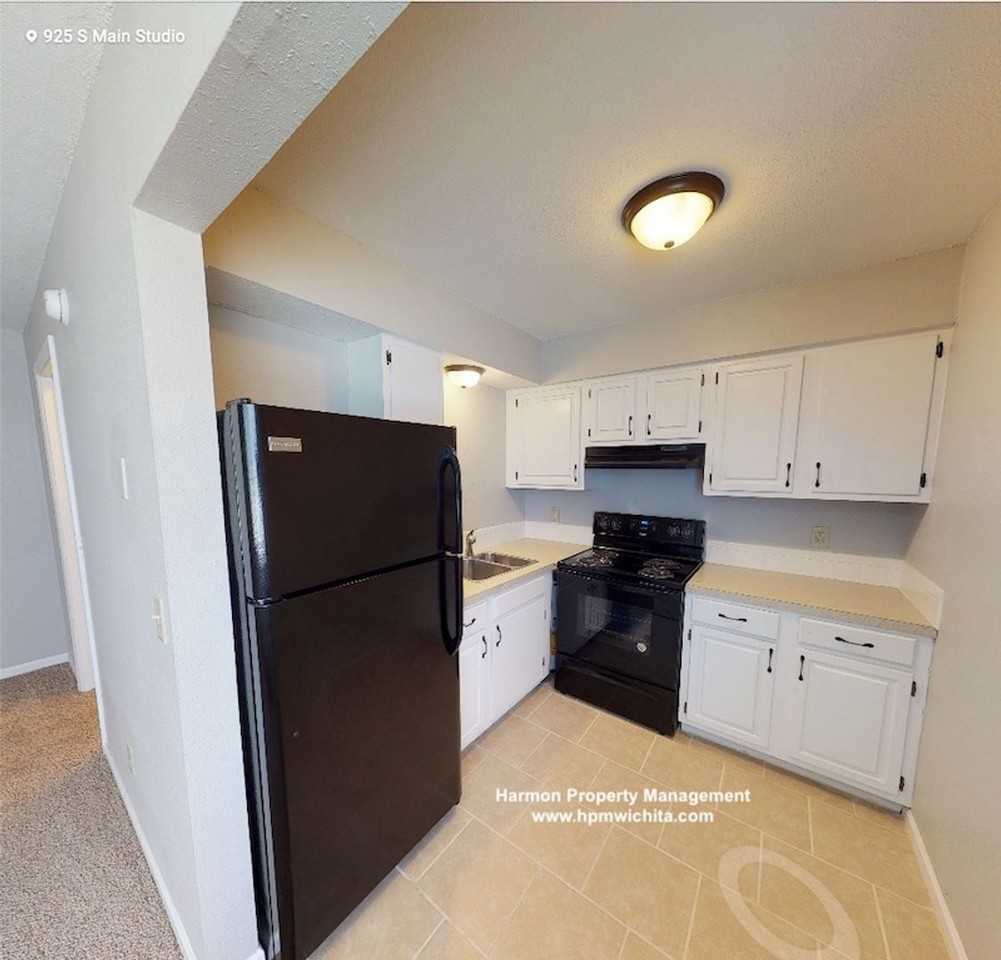 Main 8-plex - Forti Investments - Photo 2 of 6