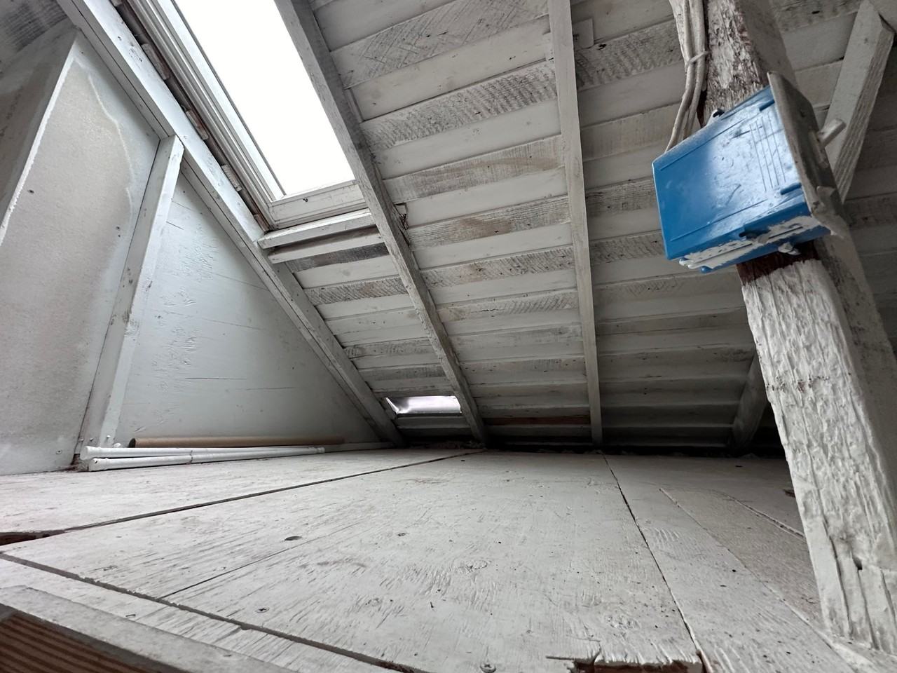 5252 Boyd Ave - Photo 3 of 22