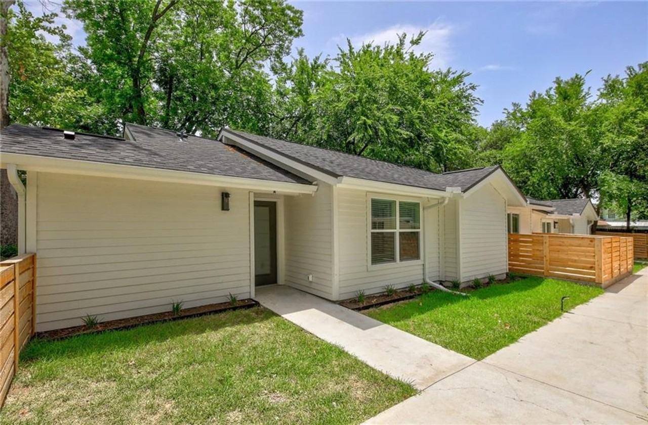 511 E 50th St - Photo 2 of 35