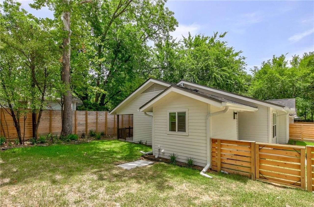 511 E 50th St - Photo 6 of 35