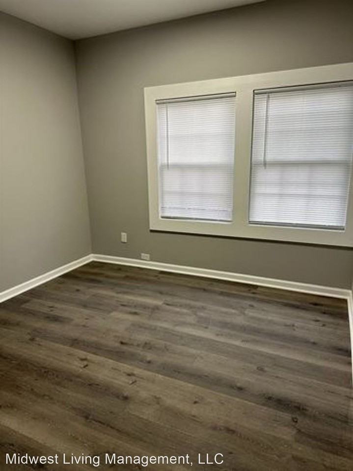 Irvington Living II - Photo 3 of 22