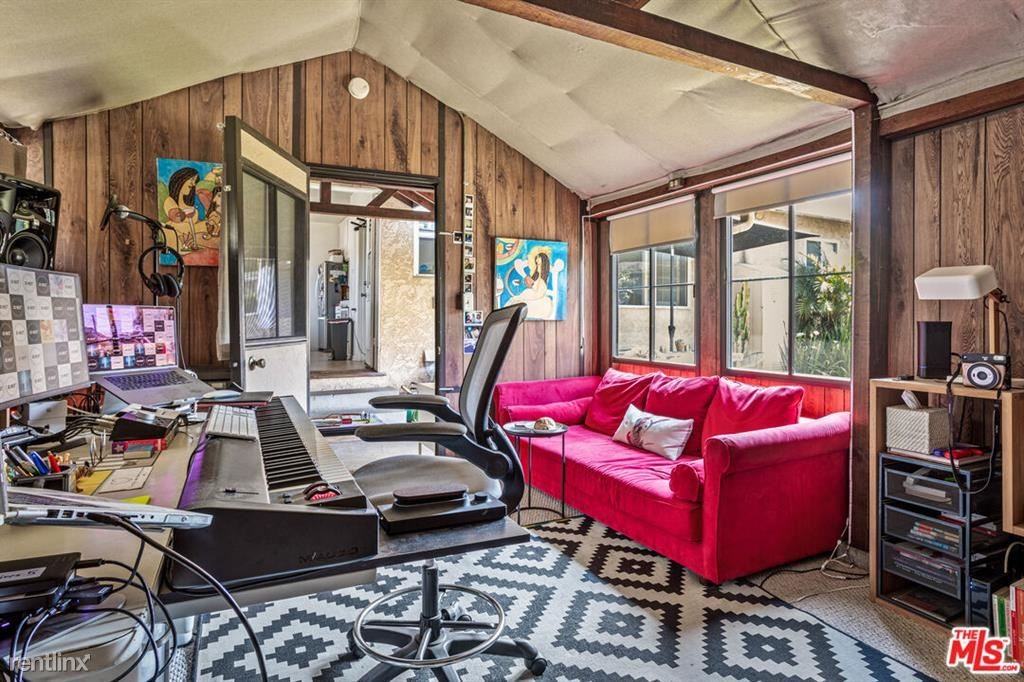 5107 Westwood Blvd - Photo 2 of 11