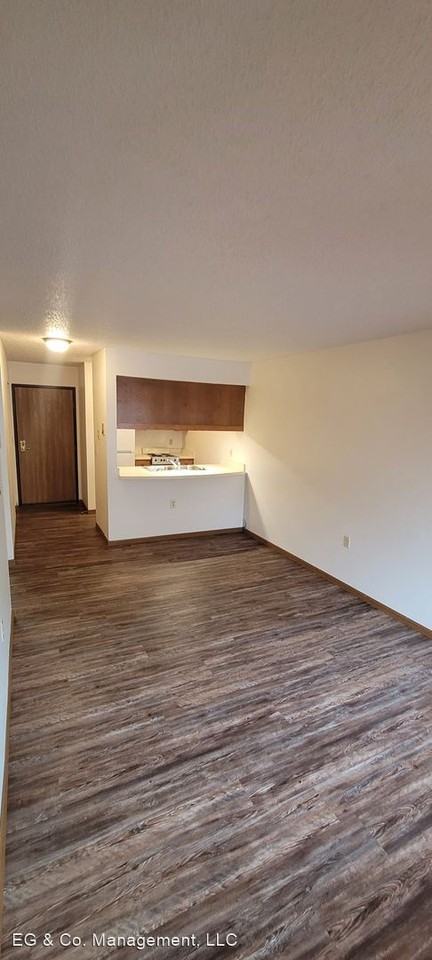 3125 N Broadway - Photo 2 of 23