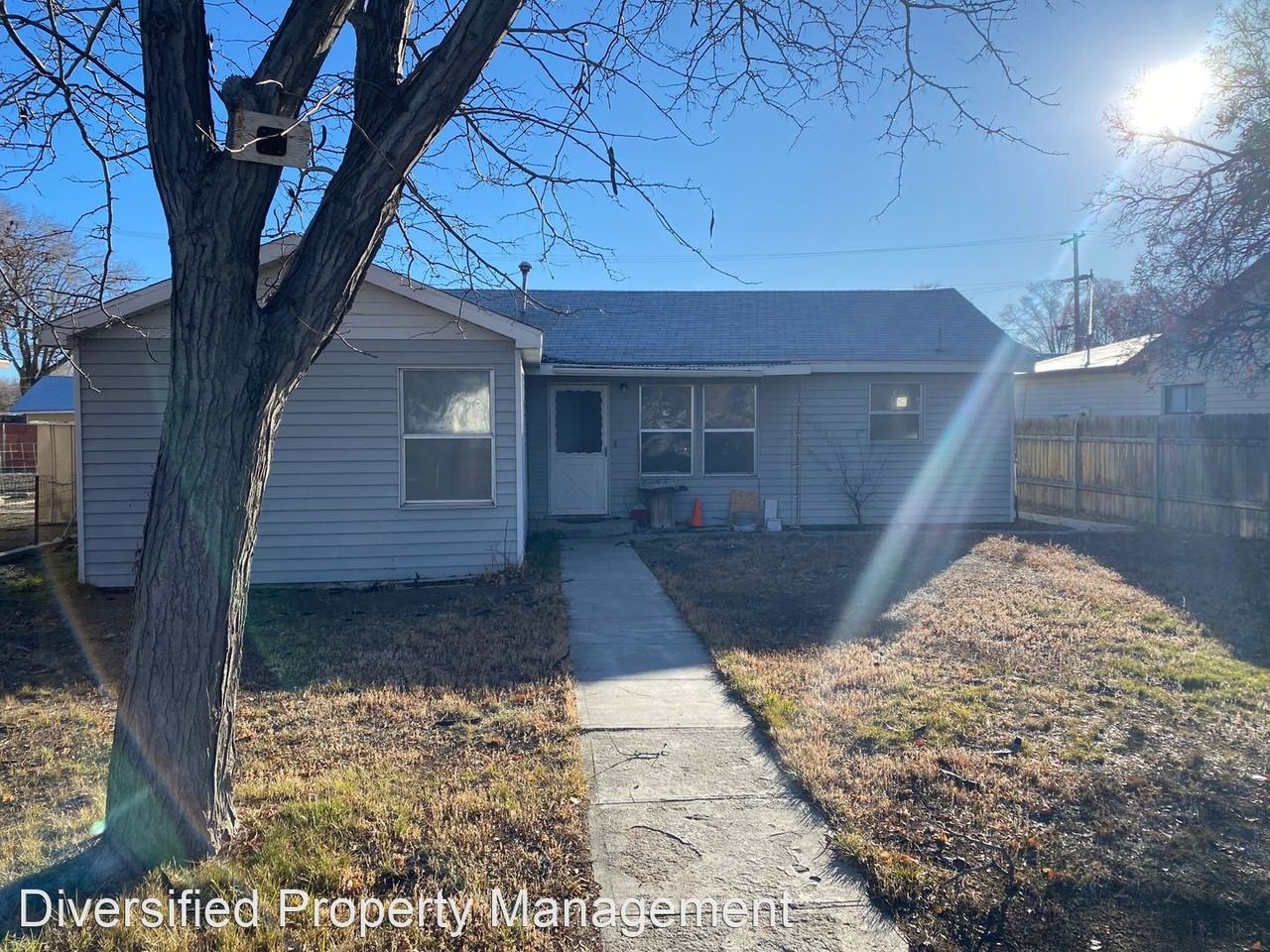 1470 Franklin Ave - Photo 2 of 14