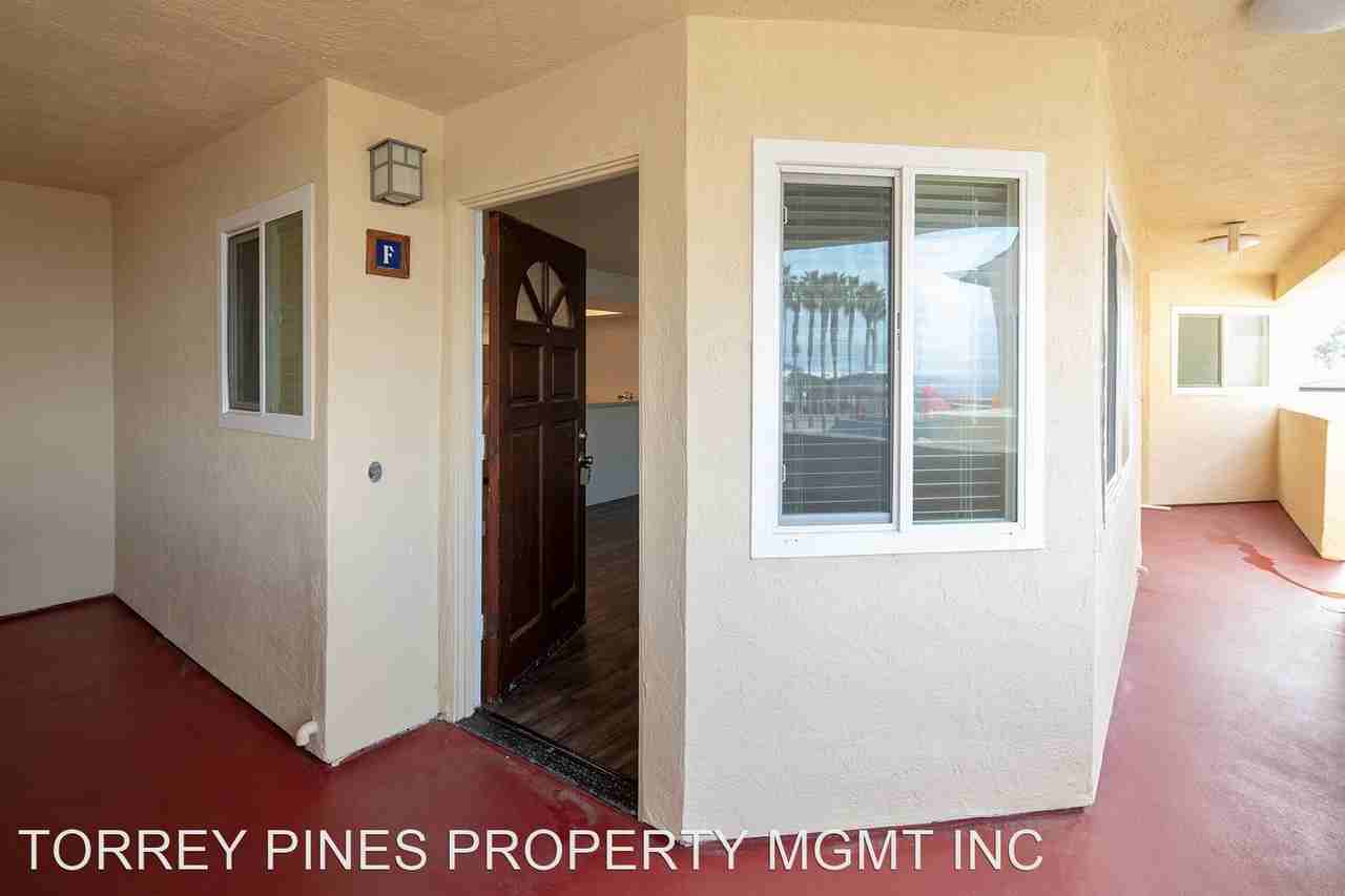 921-933 Seacoast Drive - Photo 2 of 10