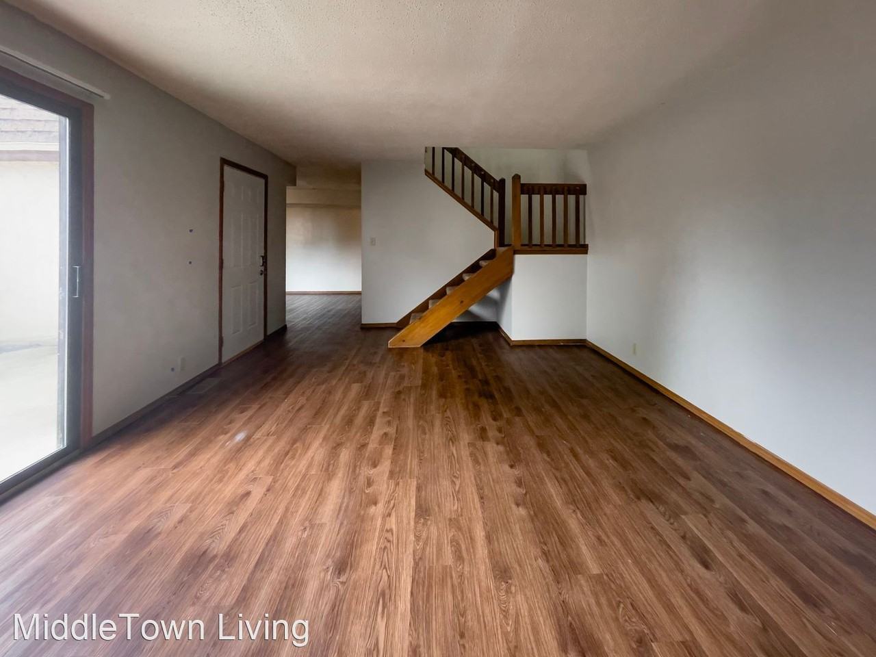 Sycamore Square - Photo 2 of 3