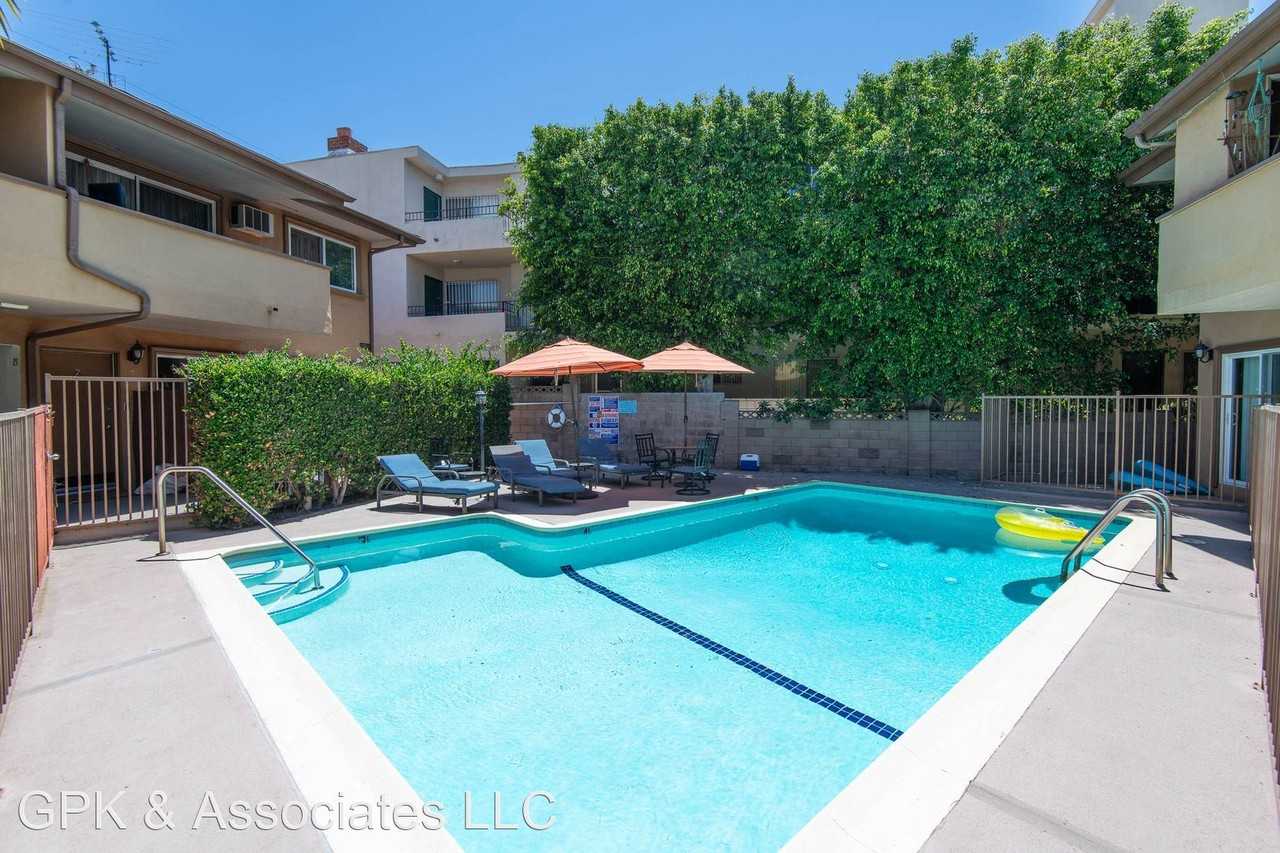 1300 S. Barrington Ave. - Photo 3 of 42