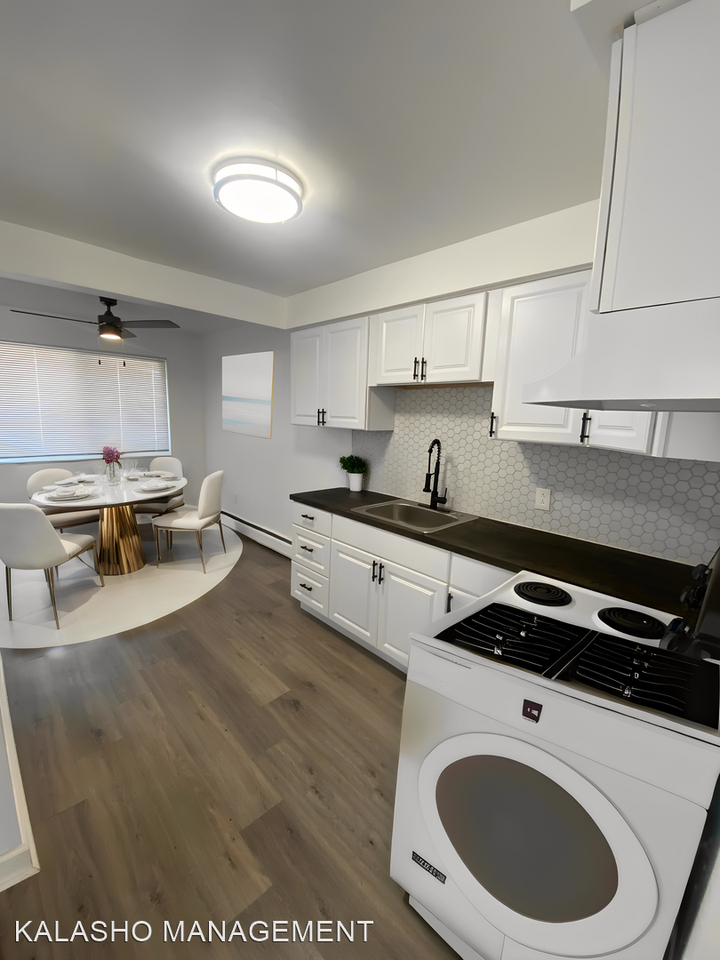 ONE11 COLLECTION - BRIGHTON - Photo 2 of 12