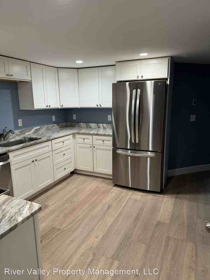 58 Lebanon St. - Photo 3 of 13