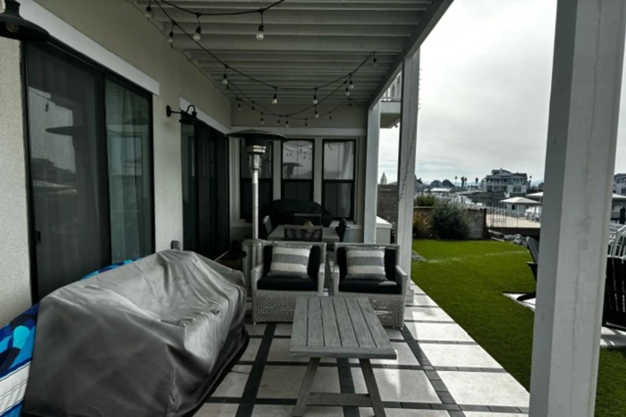 58 Edgewater Ct - Photo 2 of 23