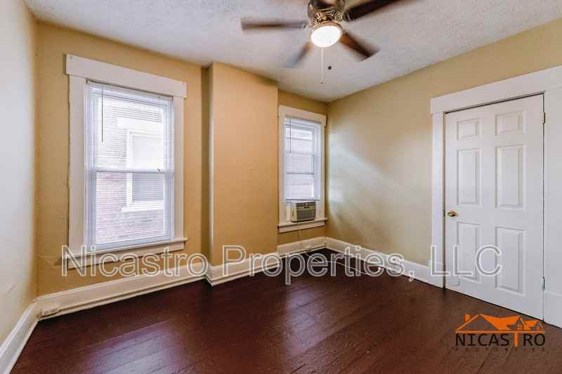 174 E 11th Ave - Photo 3 of 50