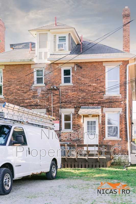 138 E 11th Ave - Photo 6 of 50