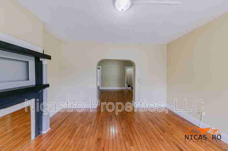 138 E 11th Ave - Photo 7 of 50
