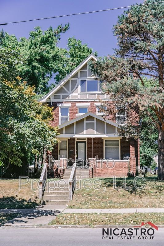 182 E Lane Ave - Photo 2 of 50