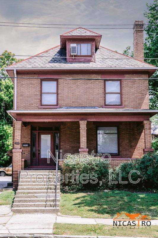 2064 Indianola Ave - Photo 2 of 46