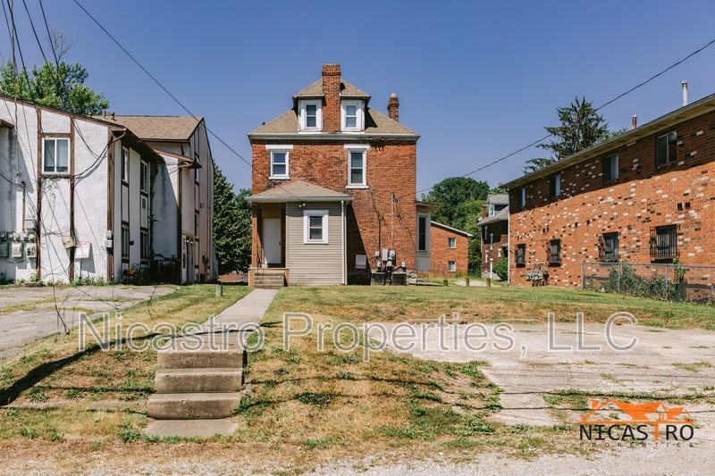 363 E 12th Ave - Photo 4 of 50