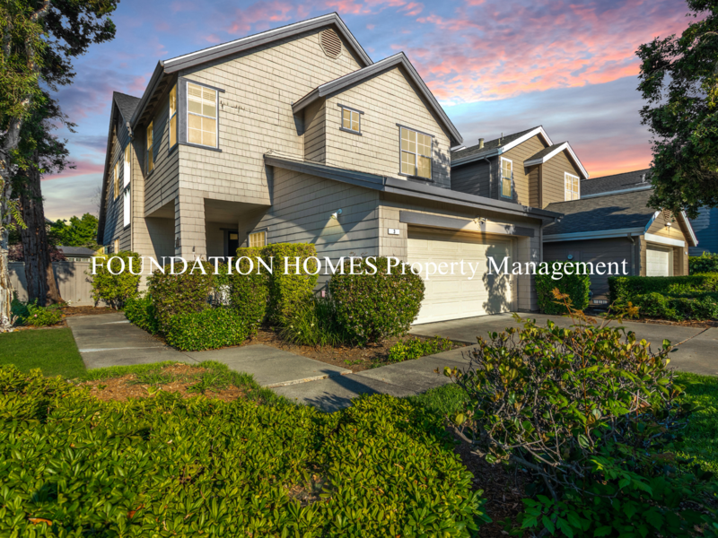 3 Lagoon Ct