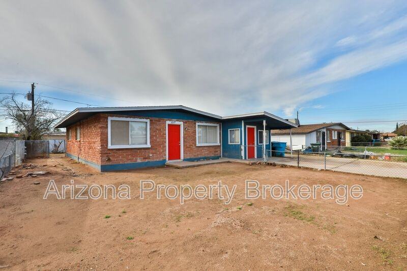 2237 West Cortez Street - Photo 2 of 24