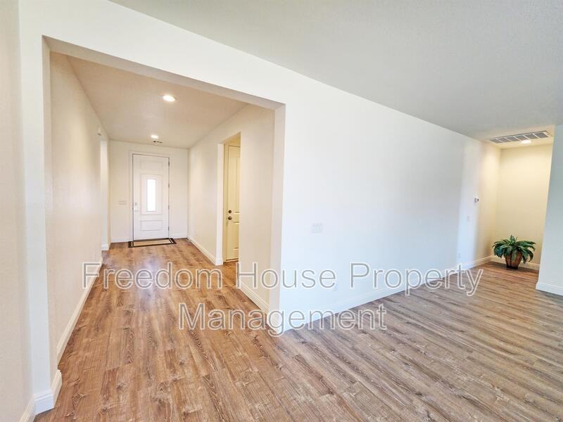 6660 Stubblefield Dr - Photo 2 of 35
