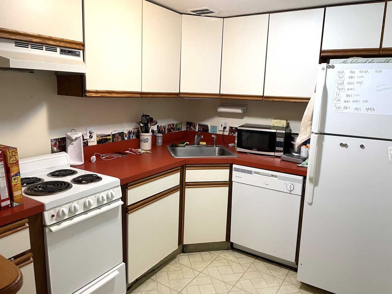 232 Marlborough St #1 - Photo 3 of 4