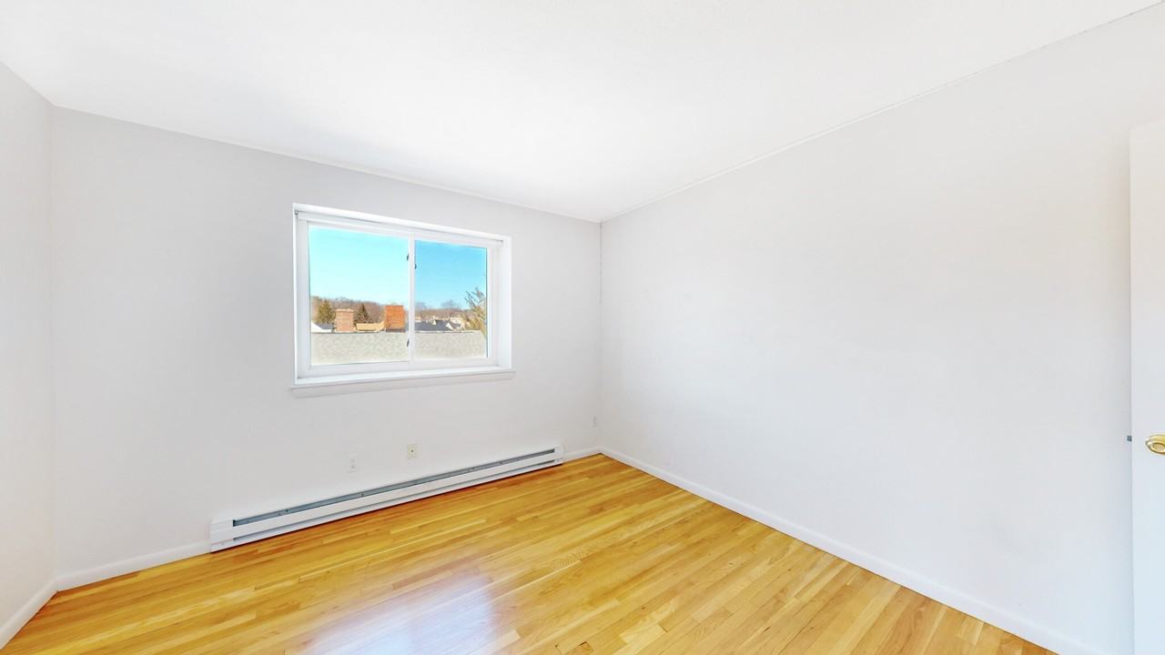 525 Highland Ave #27 - Photo 7 of 15