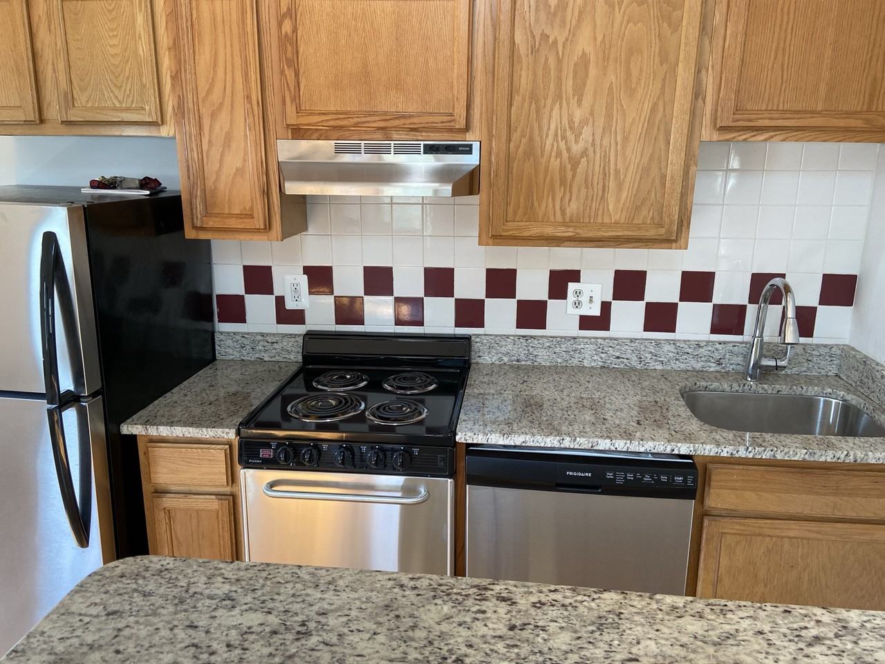 11 Shepard St - Photo 2 of 24