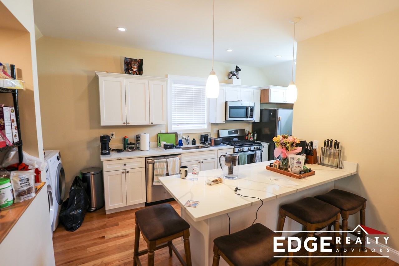 35 Winship St #2 - Photo 3 of 17