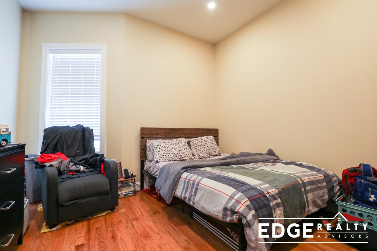 35 Winship St #2 - Photo 7 of 17