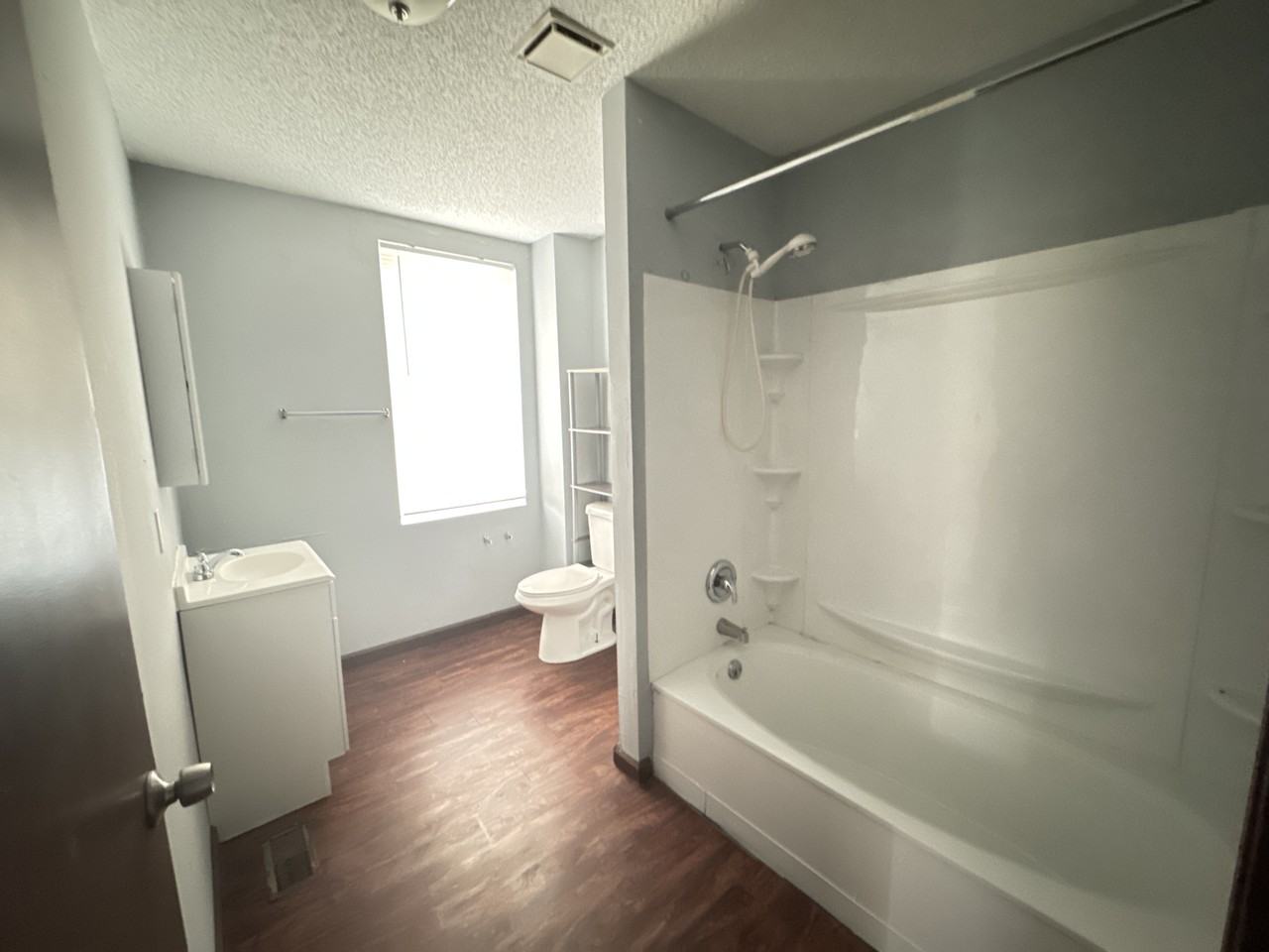 6901 Minnesota Ave, St. Louis, MO 63111 2 Bedroom Apartment for 1,000