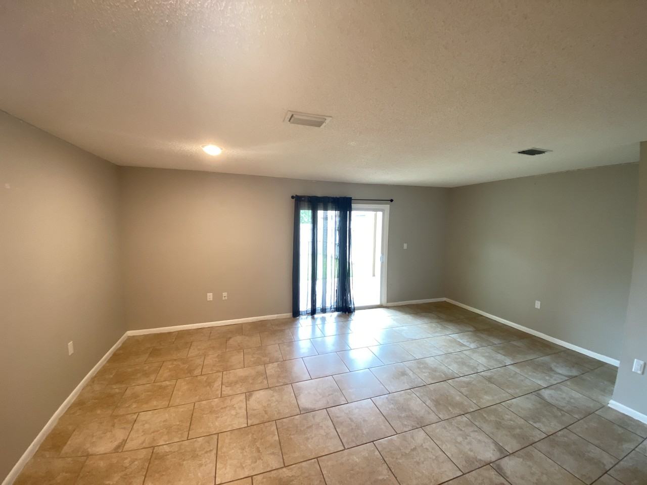 38 11th St - Photo 3 of 15
