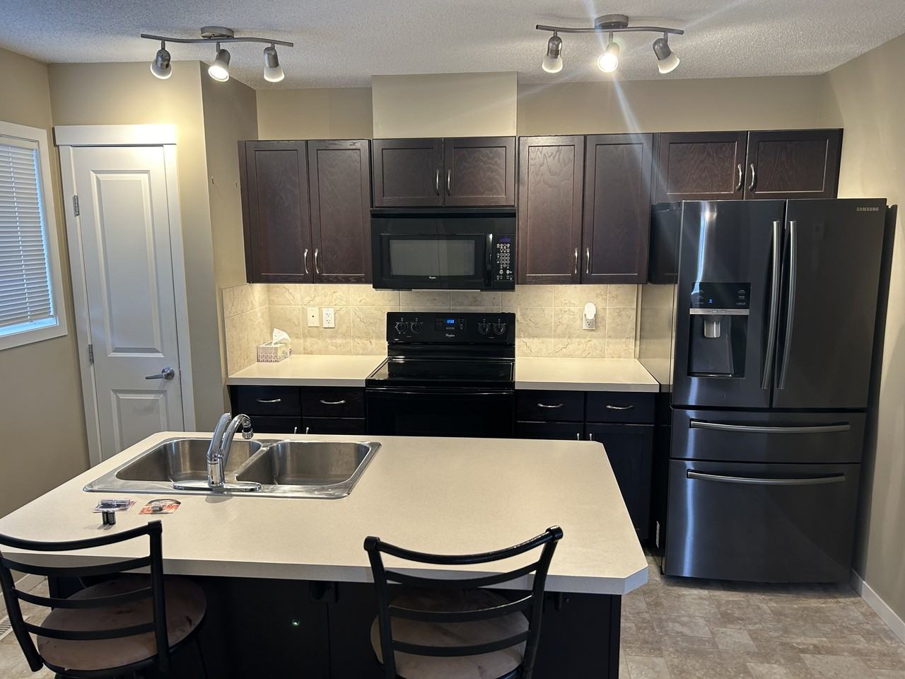 1057 Watt Promenade SW - Photo 6 of 35