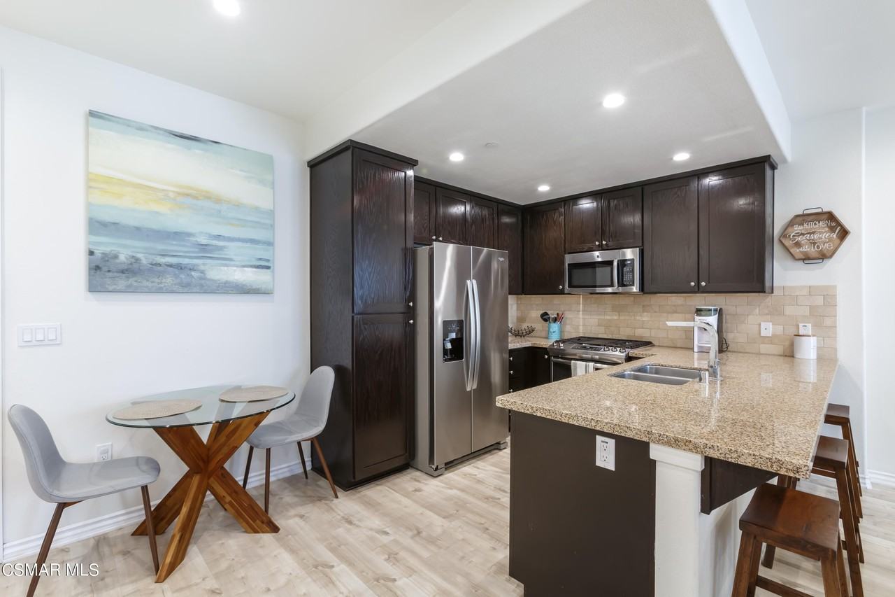 327 Newbury Vista Ln, Newbury Park, CA 91320 3 Bedroom Apartment for