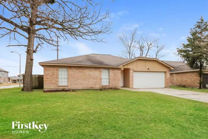 22718 Pebworth Pl - Photo 2 of 15