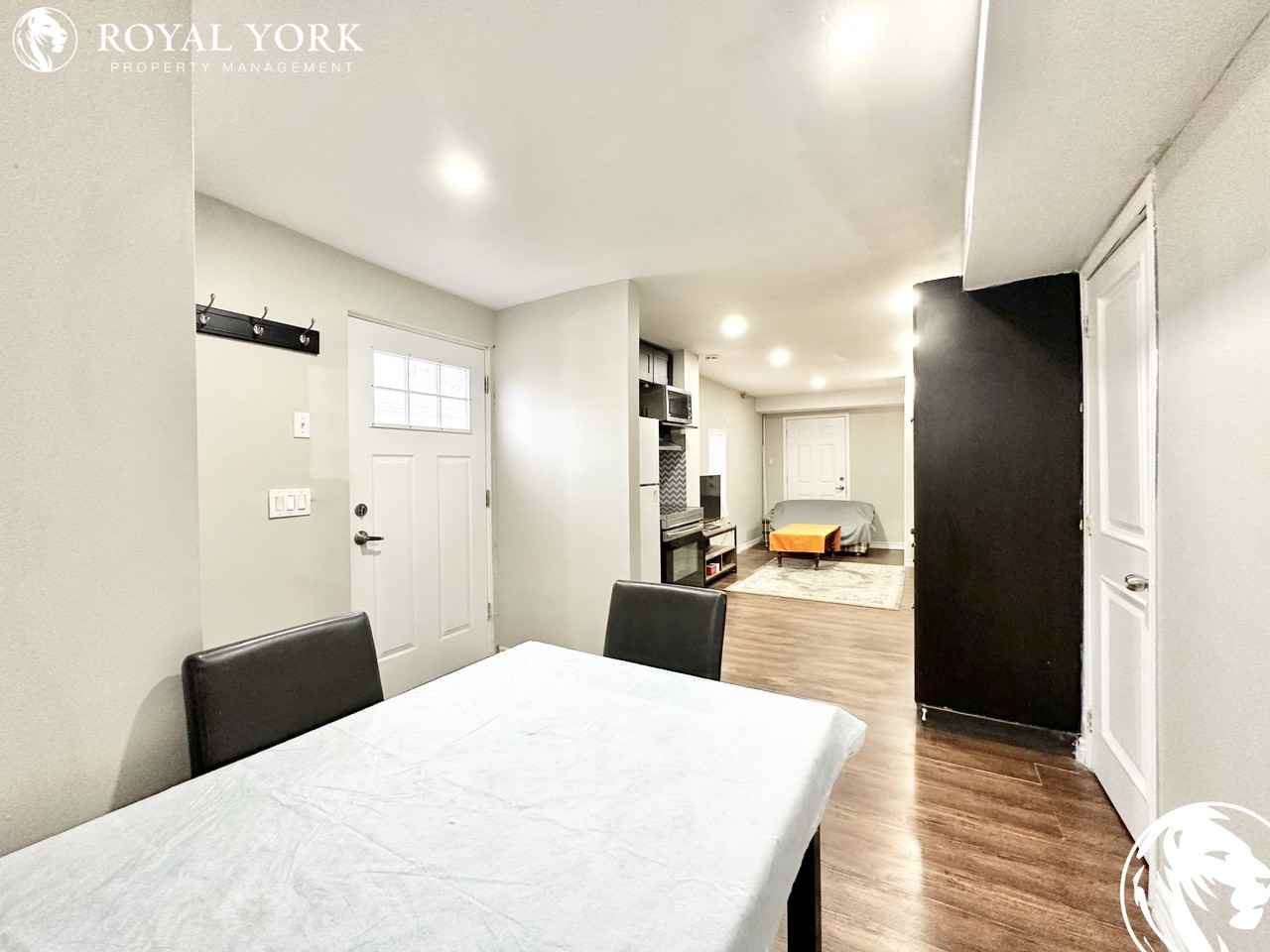 598 Front St #2 - Photo 3 of 42