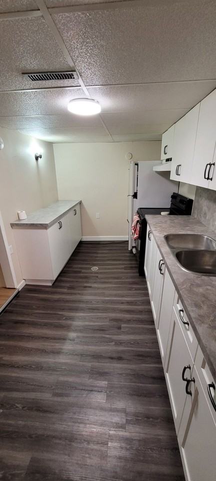 41 South Park Drive - Photo 3 of 9