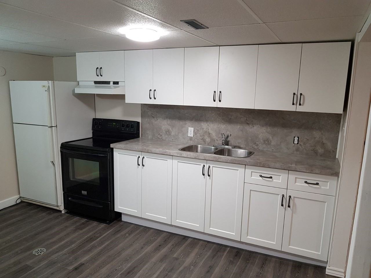 41 South Park Drive - Photo 4 of 9