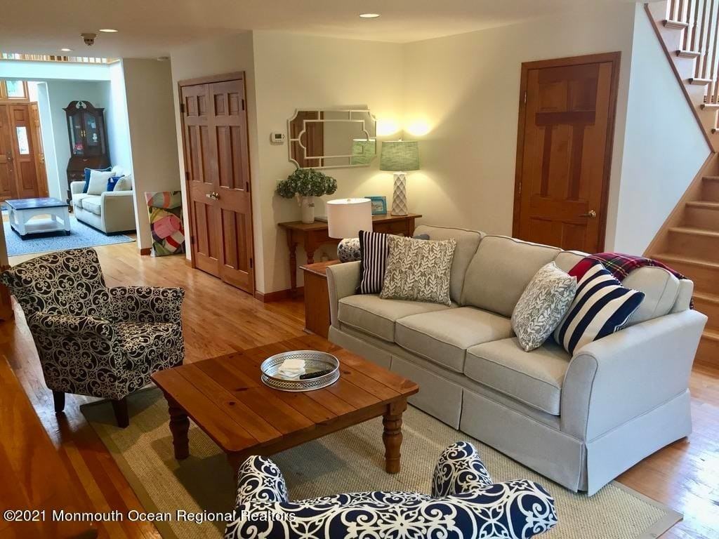 203 Stockton Boulevard - Photo 4 of 24