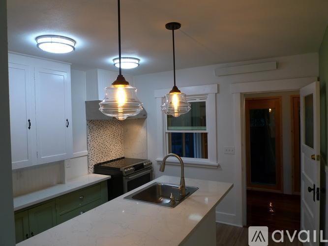 4523 Sw Stevens St Unit A - Photo 4 of 18