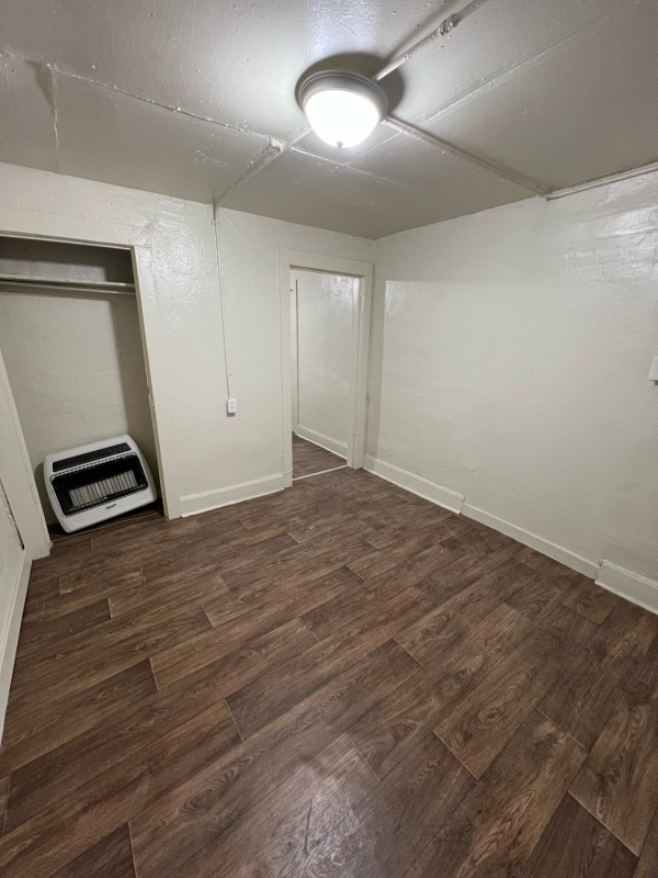 1100 Myrtle Ave #6 - Photo 5 of 11