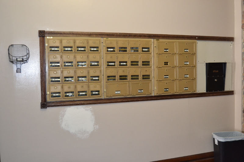 160 Fayette St #D - Photo 3 of 16