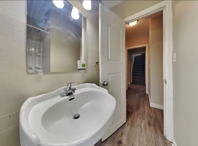 3627 Halifax Ave N - Photo 3 of 7