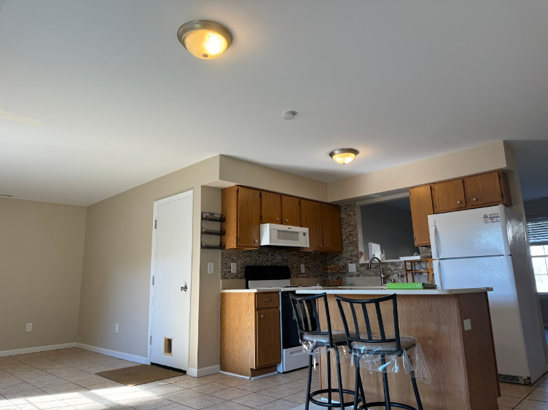 435 Rudder Ln - Photo 3 of 21