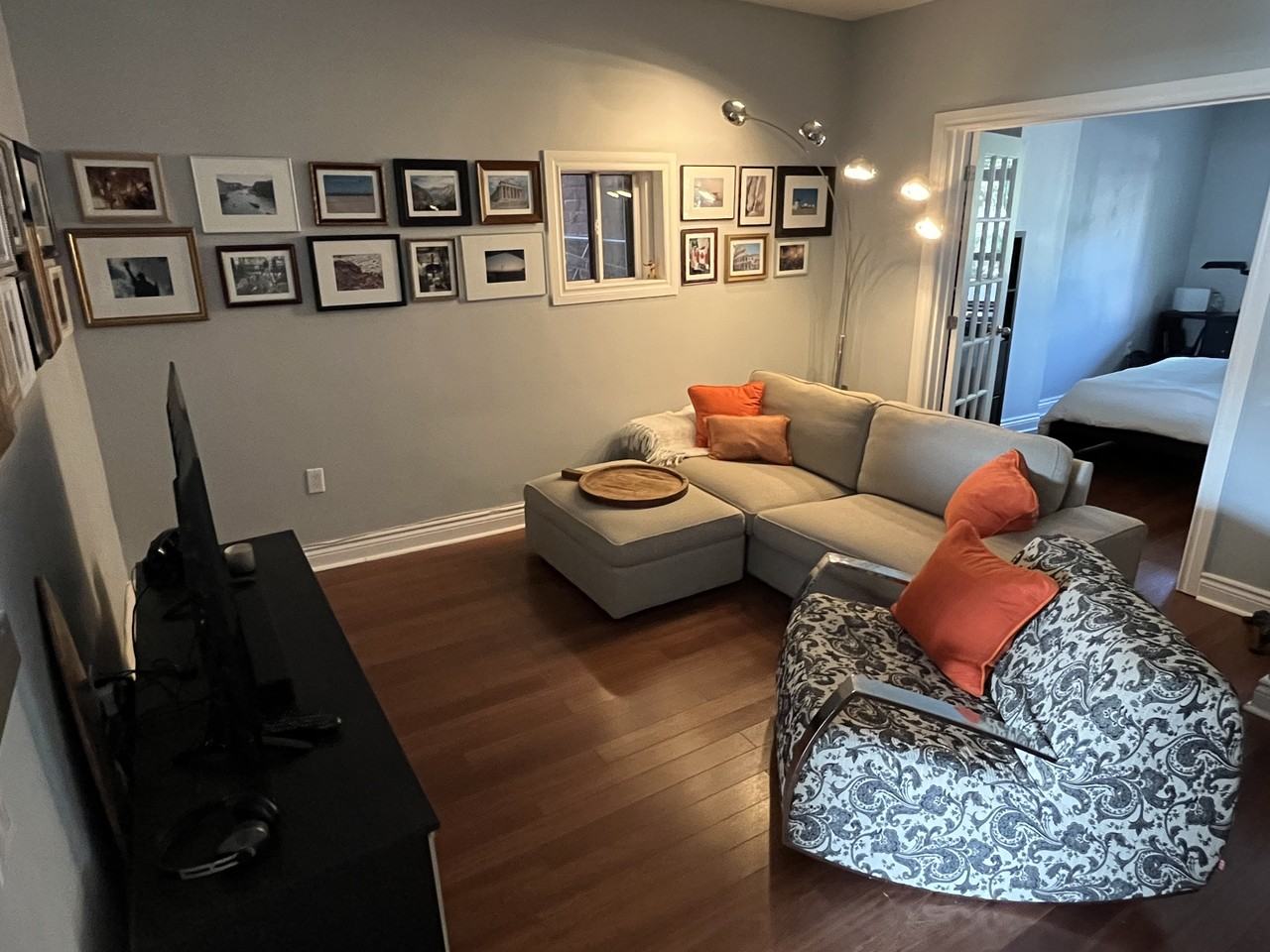 220 Gladstone Avenue - Photo 2 of 11