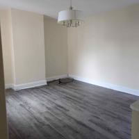 featured image of 516 E 11th St #2