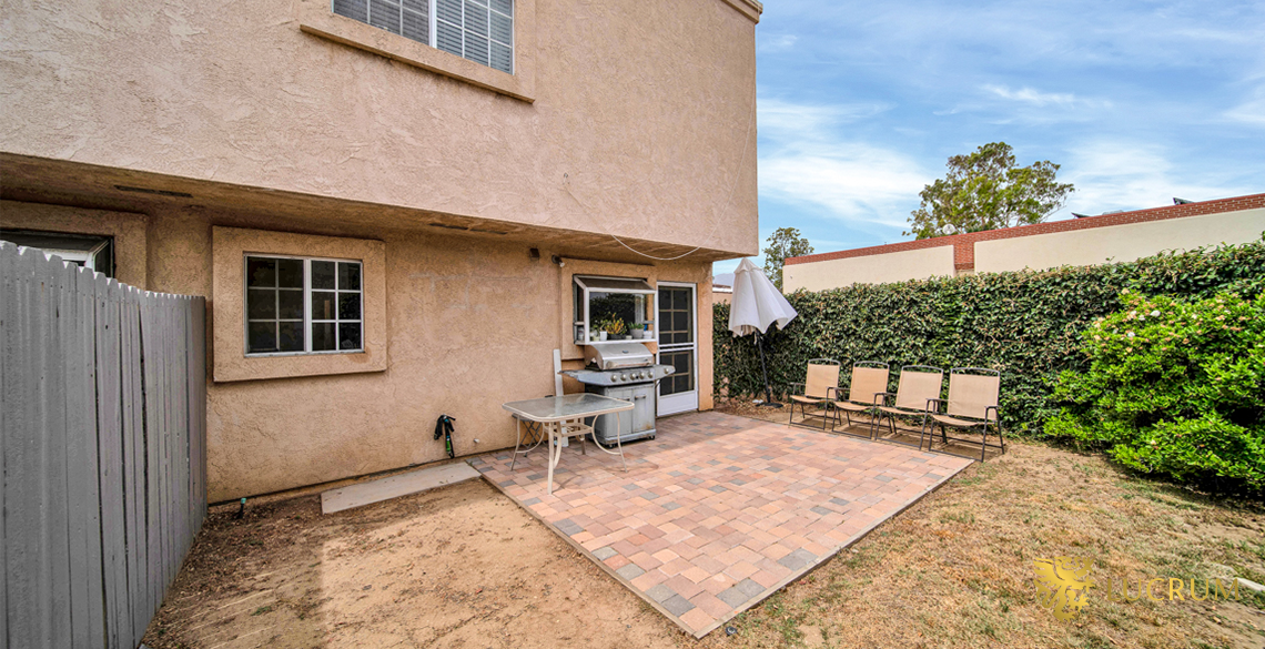 Chatsworth Apartments - Photo 5 of 5