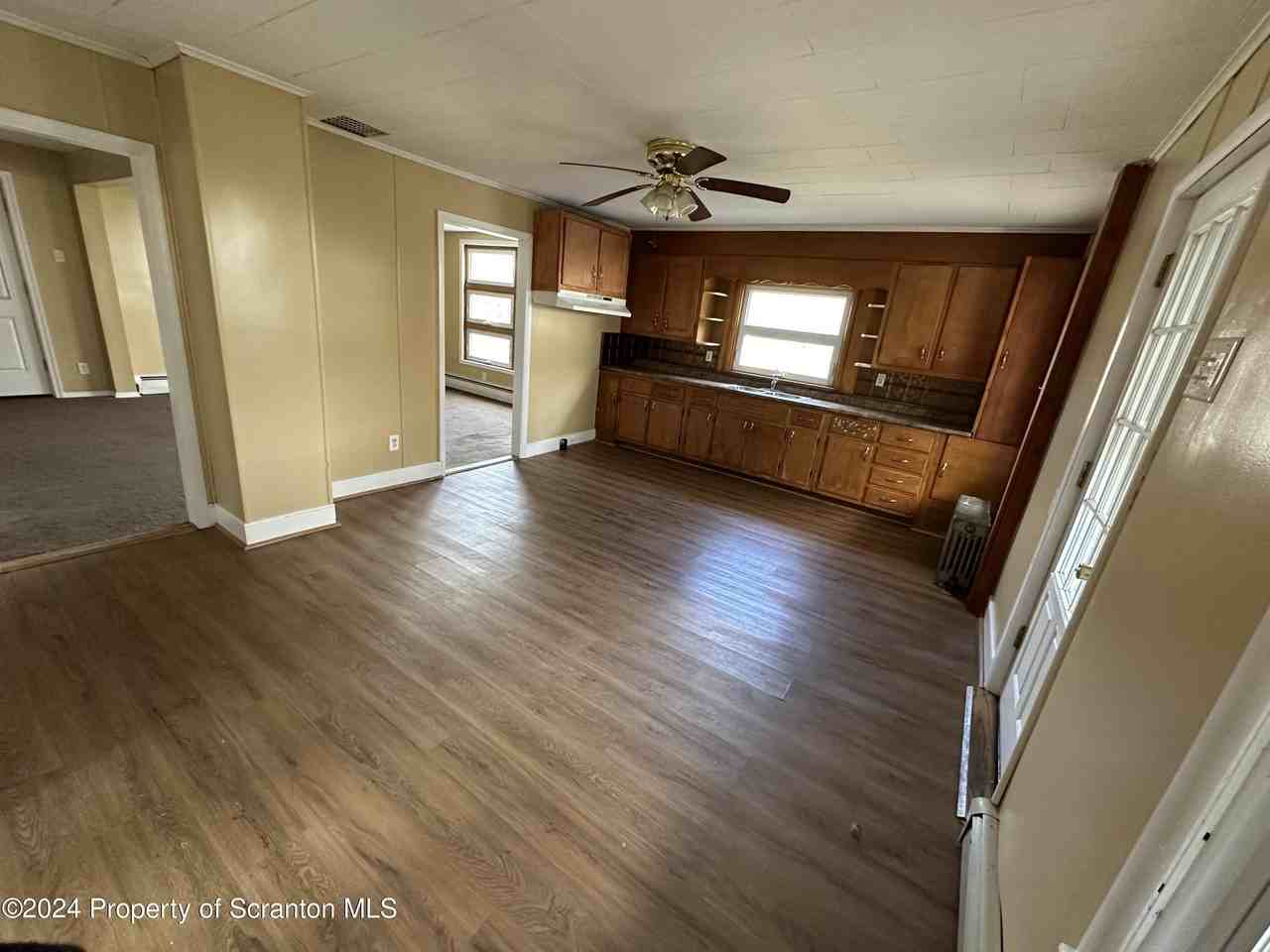 71 Owego St - Photo 2 of 8