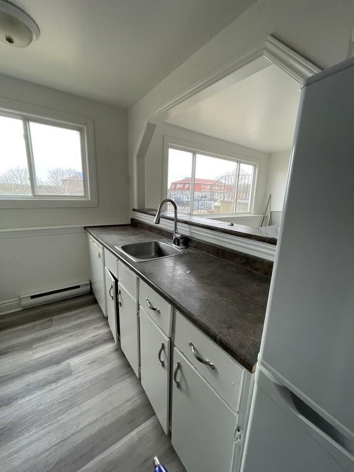 45-405 Coldbrook Crescent - Photo 3 of 50