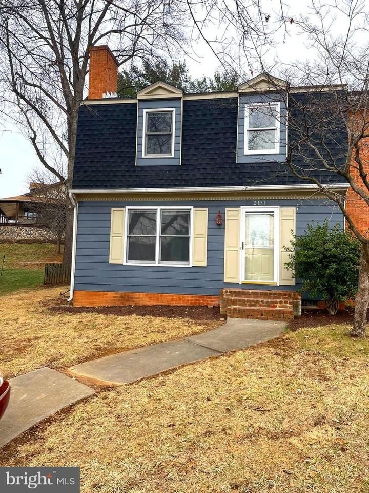 2171 Harvest Dr, Winchester, VA 22601 3 Bedroom House for 1,600/month